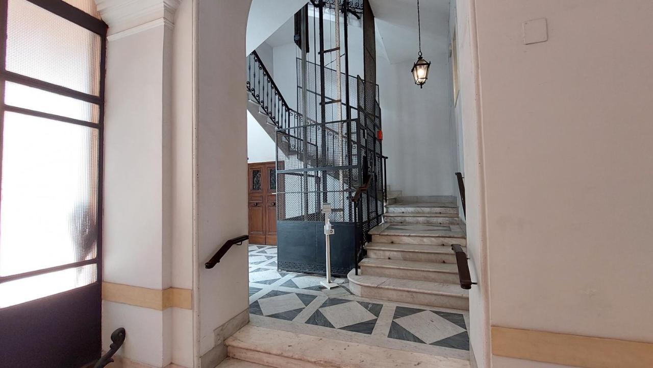 Dimora San Bartolomeo - Design, Panoramic View & Culture Apartment Rome Exterior photo